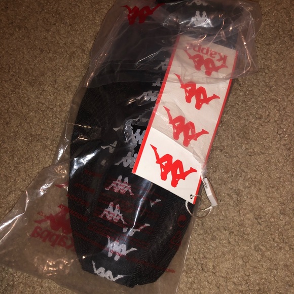 NWT Kappa Bumbag/FannyPack Accessory - Picture 4 of 6